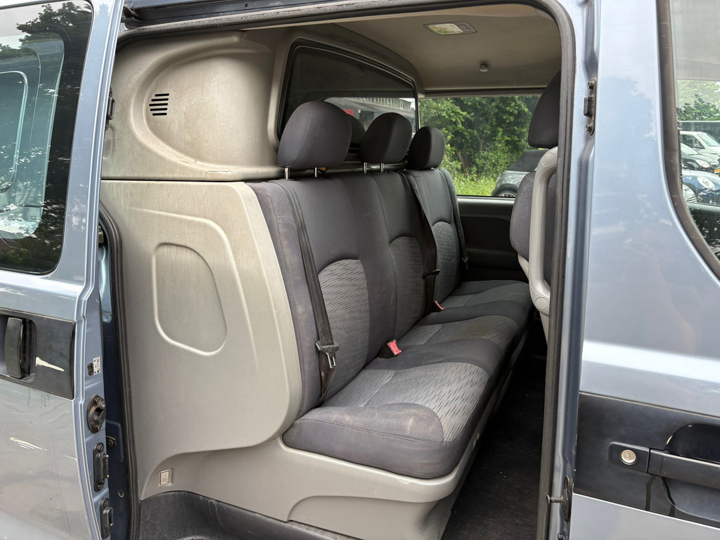 Hyundai H 300 2.5 CRDi Dynamic Dubbelcabine, Airco, trekhkaak *EXPORT* Renault Trafic, Volkswagen Transporter, Opel Vivaro, Hiace 15