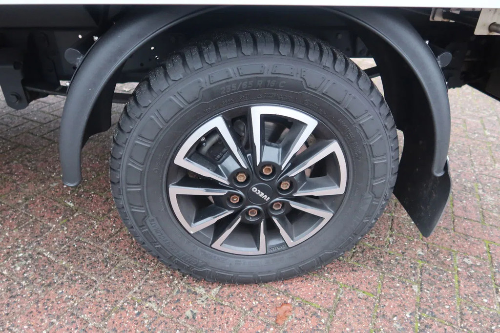 Iveco 35S 180 35 S 180 Hi-Matic 17