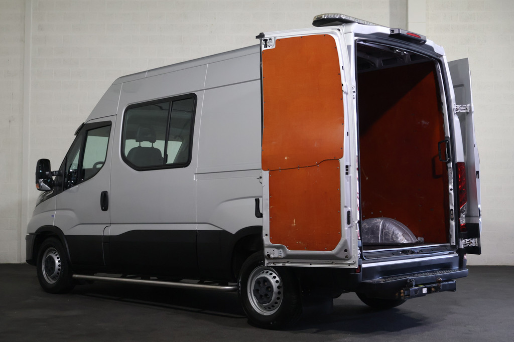 Iveco 35S21 Hi-Matic Automaat DC 3.5T Trekhaak 13