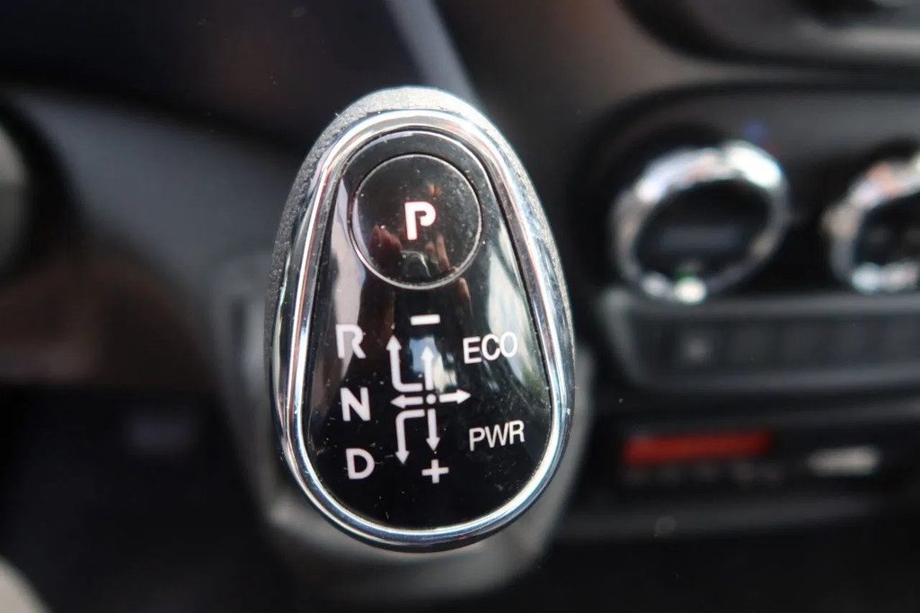 Iveco 40 C 18 Luchtering 3.0 L motor Tijhof opbouw 7