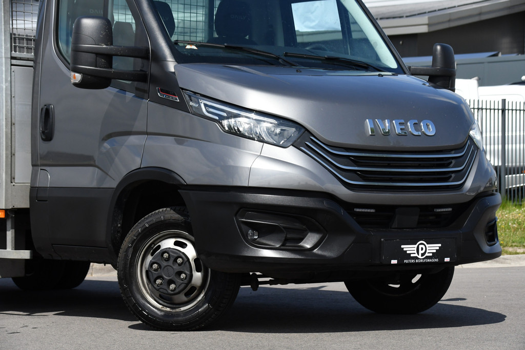 Iveco 40C18 Daily DL L4 Openlaadbak Camera, Cruise, LED, Carplay, 180PK, 3500kg Trekhaak, Clima, Automaat, Uniek! Chassis 8