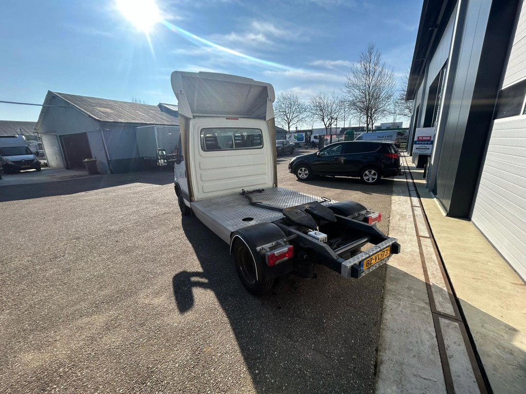 Iveco 50C21 3 pers airco 204 pk ZO MEE NEEM PRIJS / GEEN APK 12