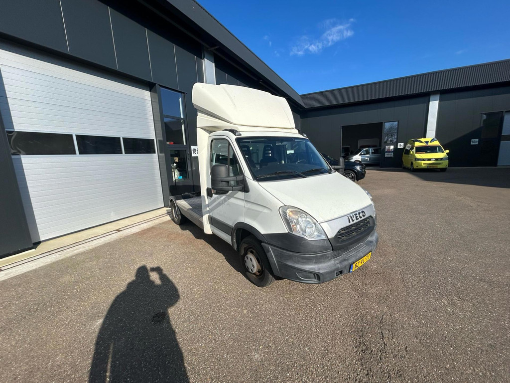 Iveco 50C21 3 pers airco 204 pk ZO MEE NEEM PRIJS / GEEN APK 9