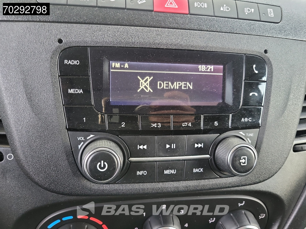 Iveco 60C18 3.0L Automaat Laadklep 180PK Schuifzeilen Zeilen Airco Cruise DHollandia Euro6 Schuifzeil Koffer Gesloten laadbak Airco Cruise control 12