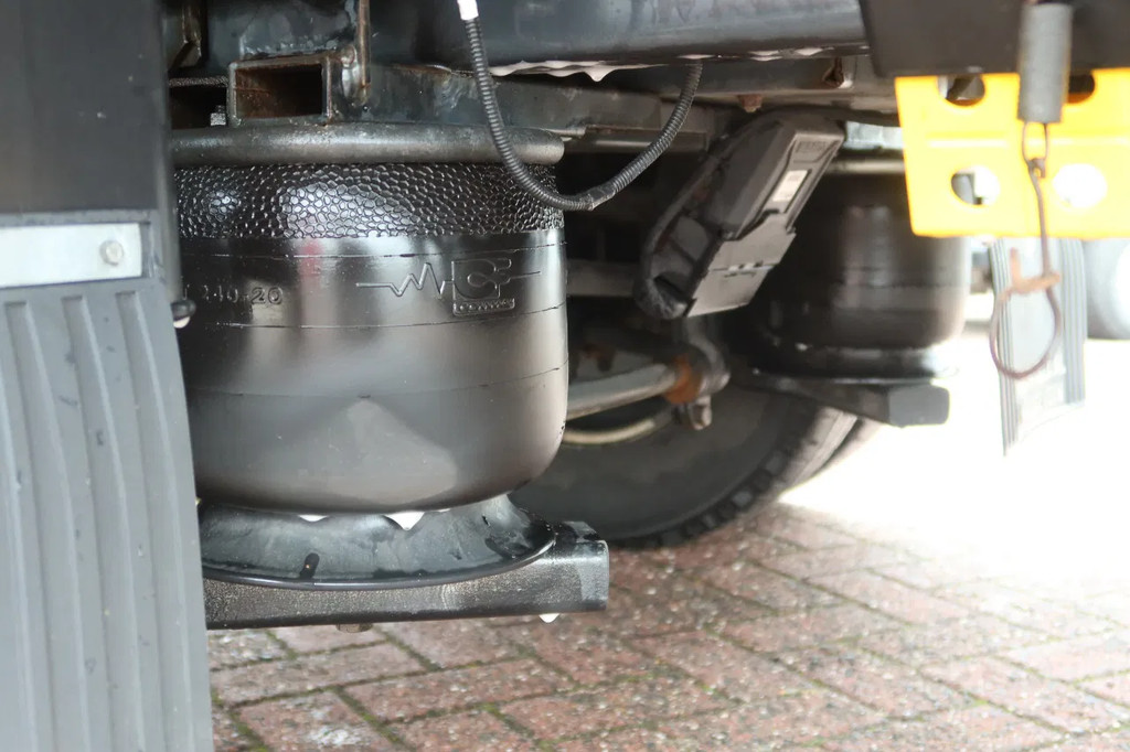 Iveco 72 C 180 bak + Dhollandia klep 1000 KG 3.0 L motor 11