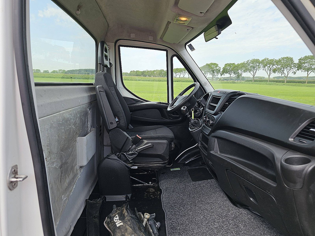 Iveco DAILY 35 S 12 CHASSIS 7