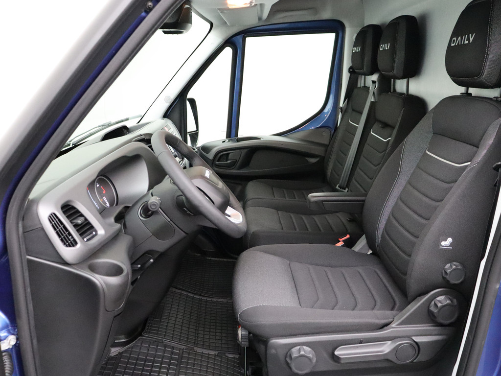 Iveco Daily 35-180PK Hi matic Automaat L2H2 | | Navigatie | Camera | Cruise | Led | 3500Kg Trekhaak | BPM Vrij 19