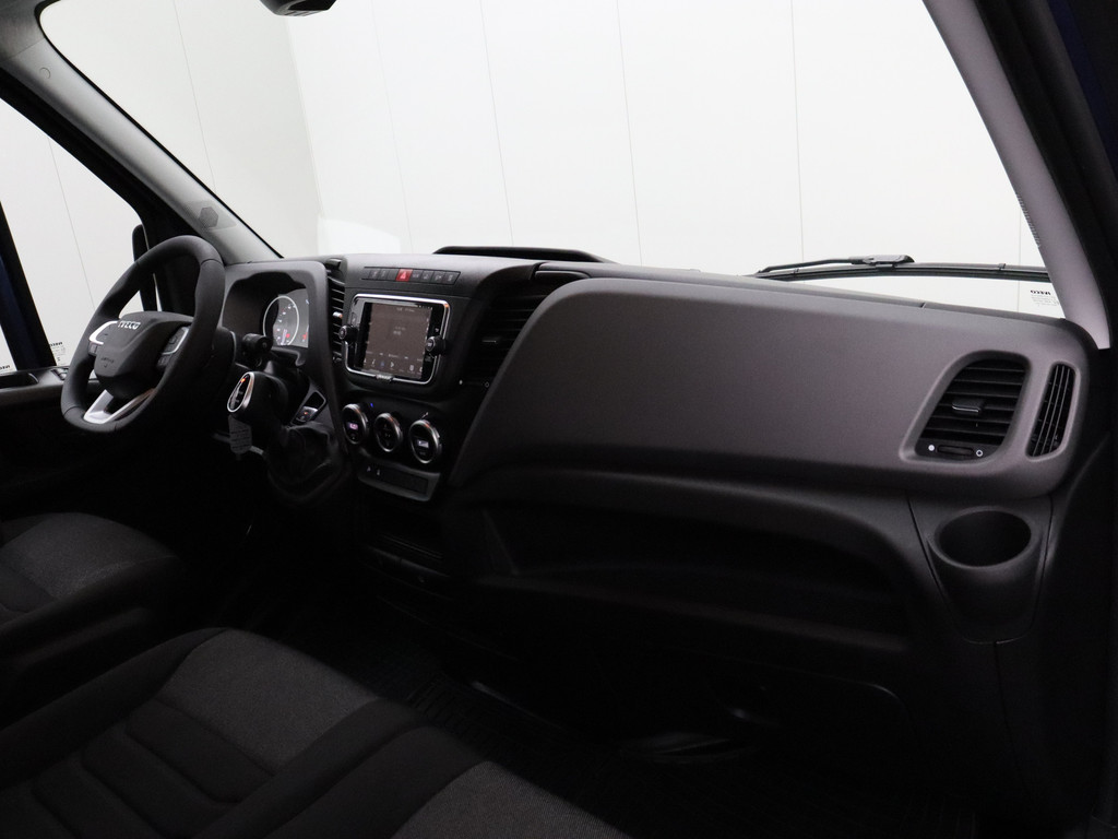Iveco Daily 35-180PK Hi matic Automaat L2H2 | | Navigatie | Camera | Cruise | Led | 3500Kg Trekhaak | BPM Vrij 20