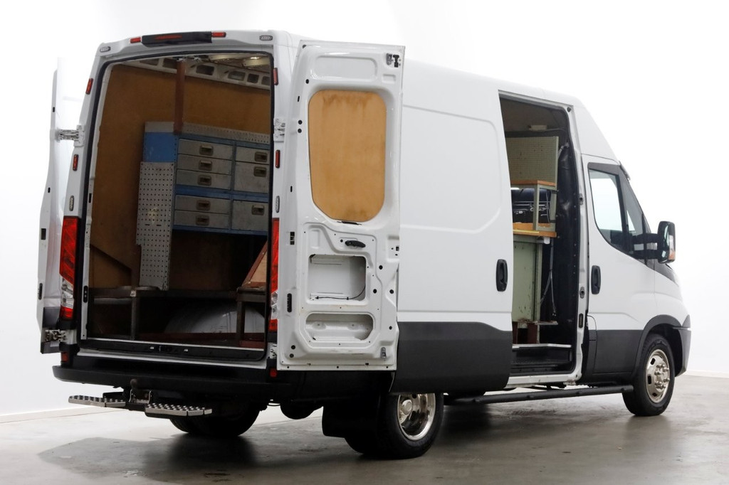Iveco Daily 35C14 136pk E6 HiMatic Automaat L2H2 Airco/Camera/Trekhaak 3500kg 09-2018 12