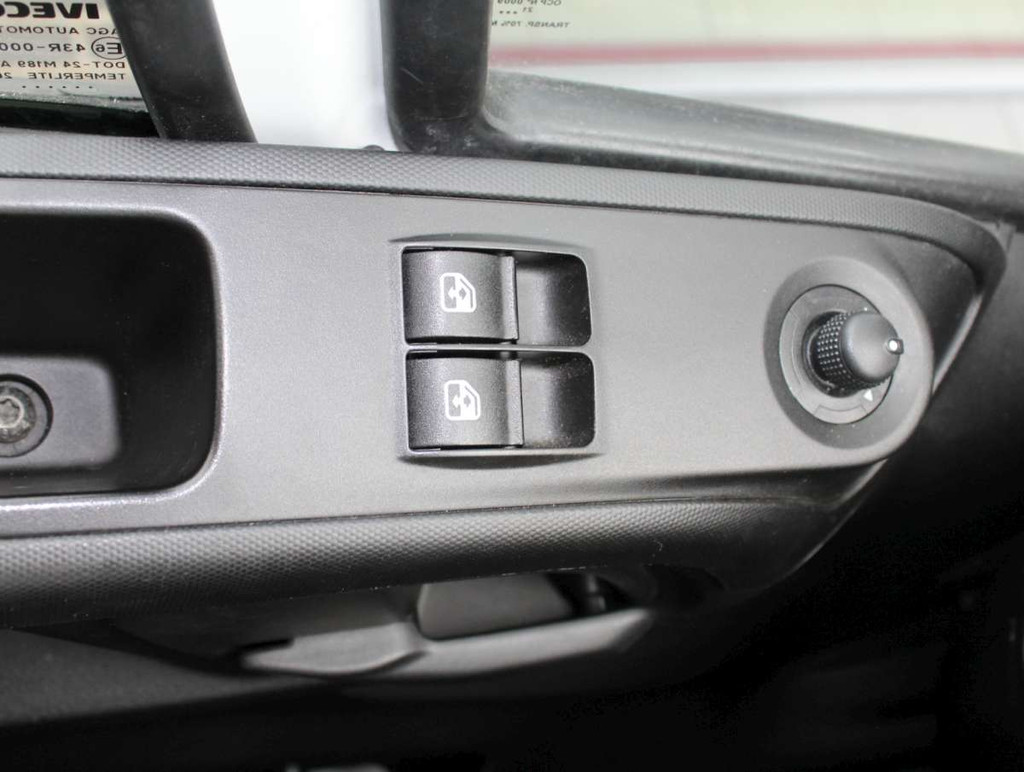 Iveco Daily 35C16 2.3 410 Bakwagen met Laadklep Dubellucht/Airco 12