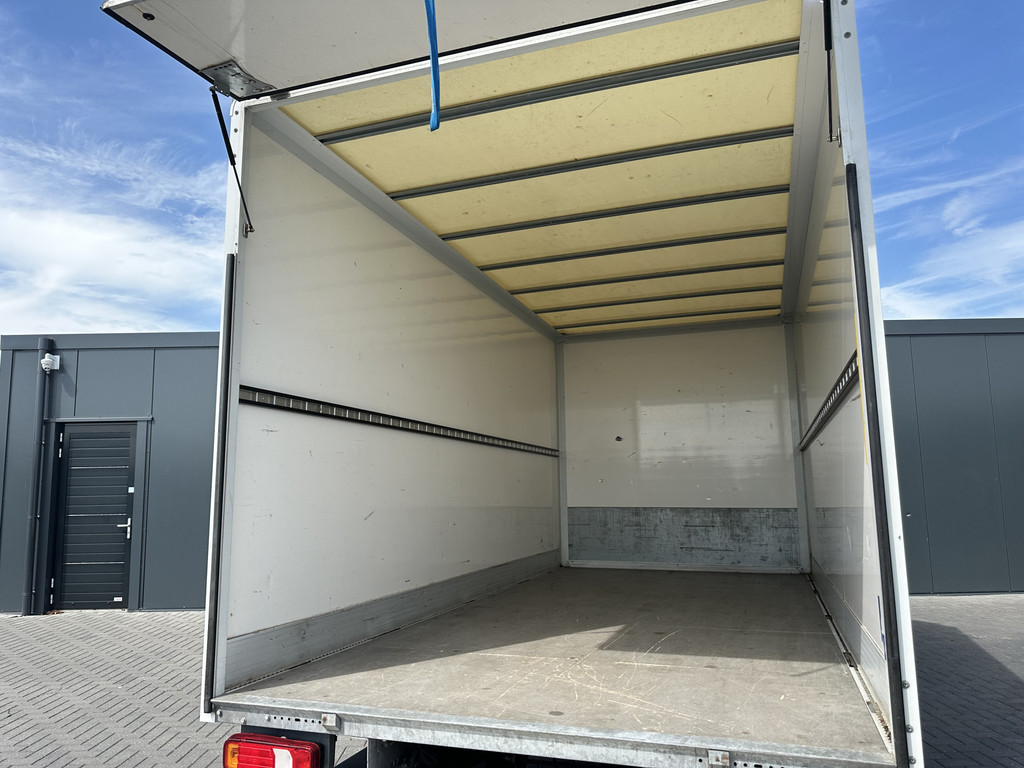 Iveco Daily 35C16 2.3 D 157 PK / ZEER NETJES !! / HYDRAULISCHE LAADKLEP / BAKWAGEN / 65.983 KM ! / AIRCO / DUBBELLUCHT / 3-ZITS 9