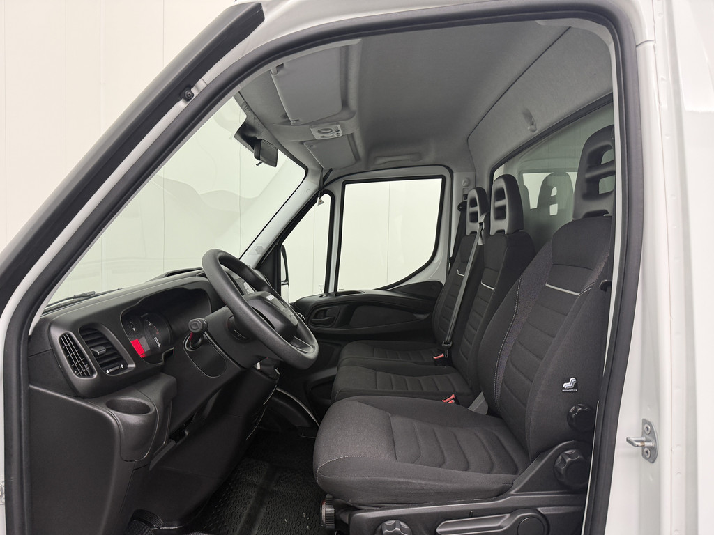 Iveco Daily 35C16 3.0 Bakwagen+Laadklep | Dakspoiler | Airco | Cruise 18