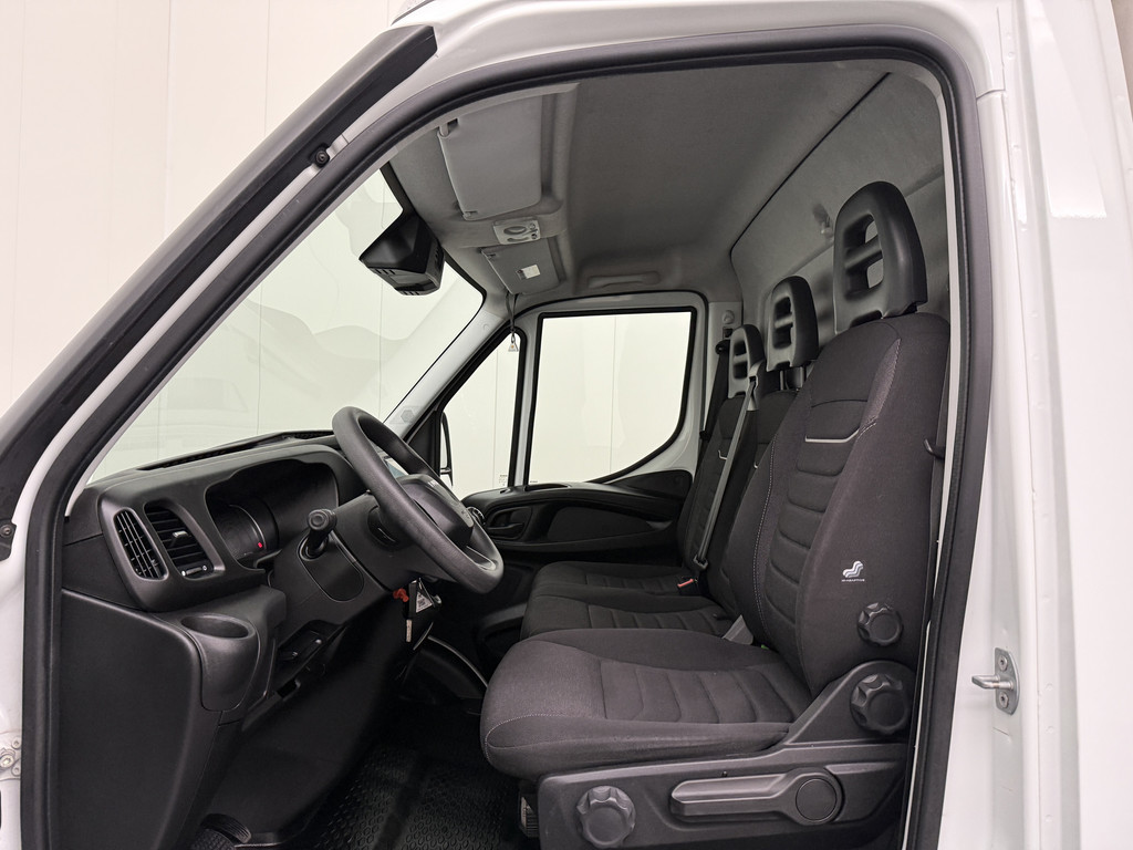 Iveco Daily 35C16 3.0L Bakwagen+Laadklep ( 2025 ) Fabrieksgarantie | Multimedia | Camera | Airco | Cruise | 3-Zits 20