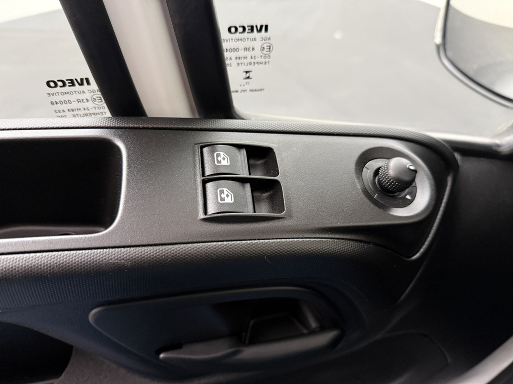 Iveco Daily 35C16 3.0L Bakwagen+Laadklep | Dakspoiler | Airco | Cruise | 3-Zits 8