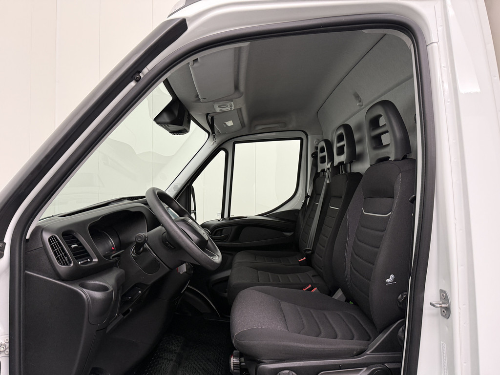 Iveco Daily 35C16 3.0L Bakwagen+Laadklep | Model 2025 | Multimedia | Camera | Fabrieksgarantie 18