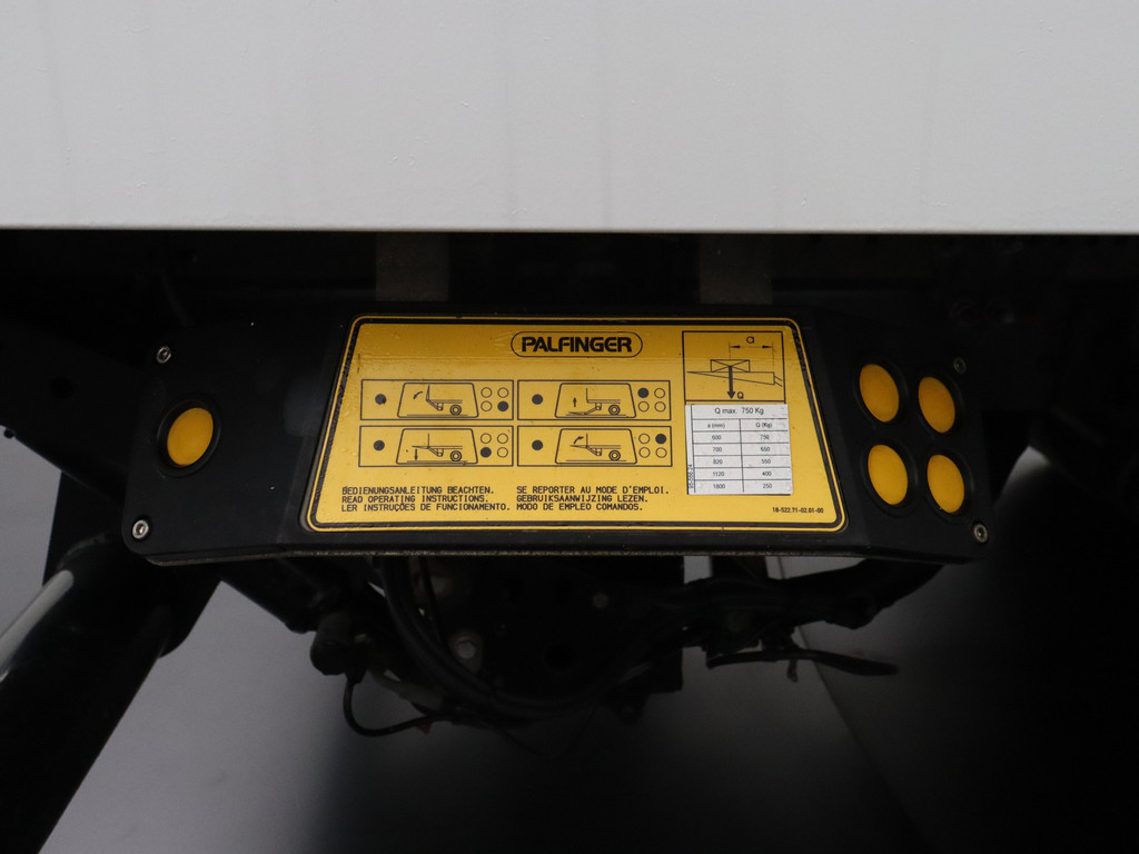 Iveco Daily 35C16 Bakwagen+Laadklep | Airco | 3-Persoons 20