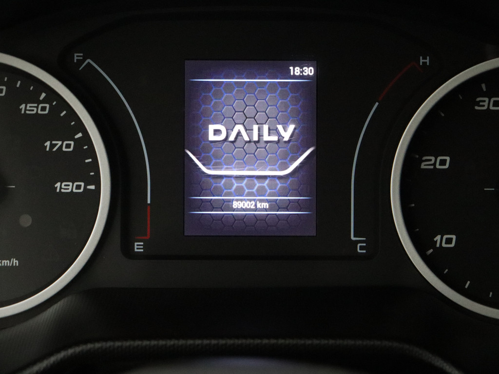 Iveco Daily 35C16 Bakwagen+Laadklep | Airco | 3-Persoons | 750Kg Laadklep 14