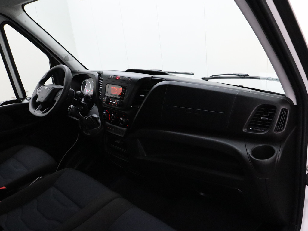 Iveco Daily 35C16 Bakwagen+Laadklep | Airco | 3-Persoons | 750Kg Laadklep 19
