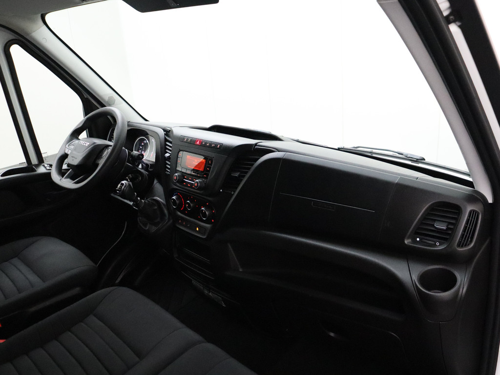 Iveco Daily 35C16 Bakwagen+Laadklep | Airco | 3-Persoons | 750Kg Laadklep 19