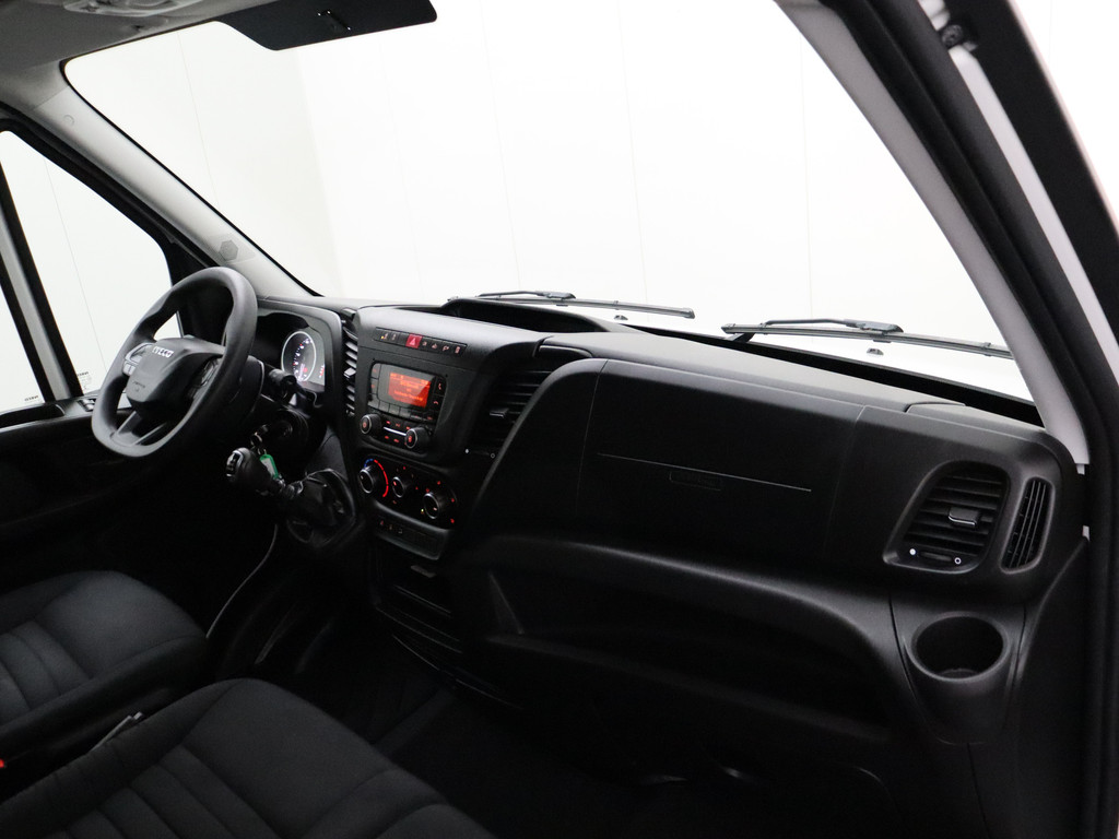 Iveco Daily 35C16 Bakwagen+Laadklep | Airco | 3-Persoons | 750Kg Laadklep 19