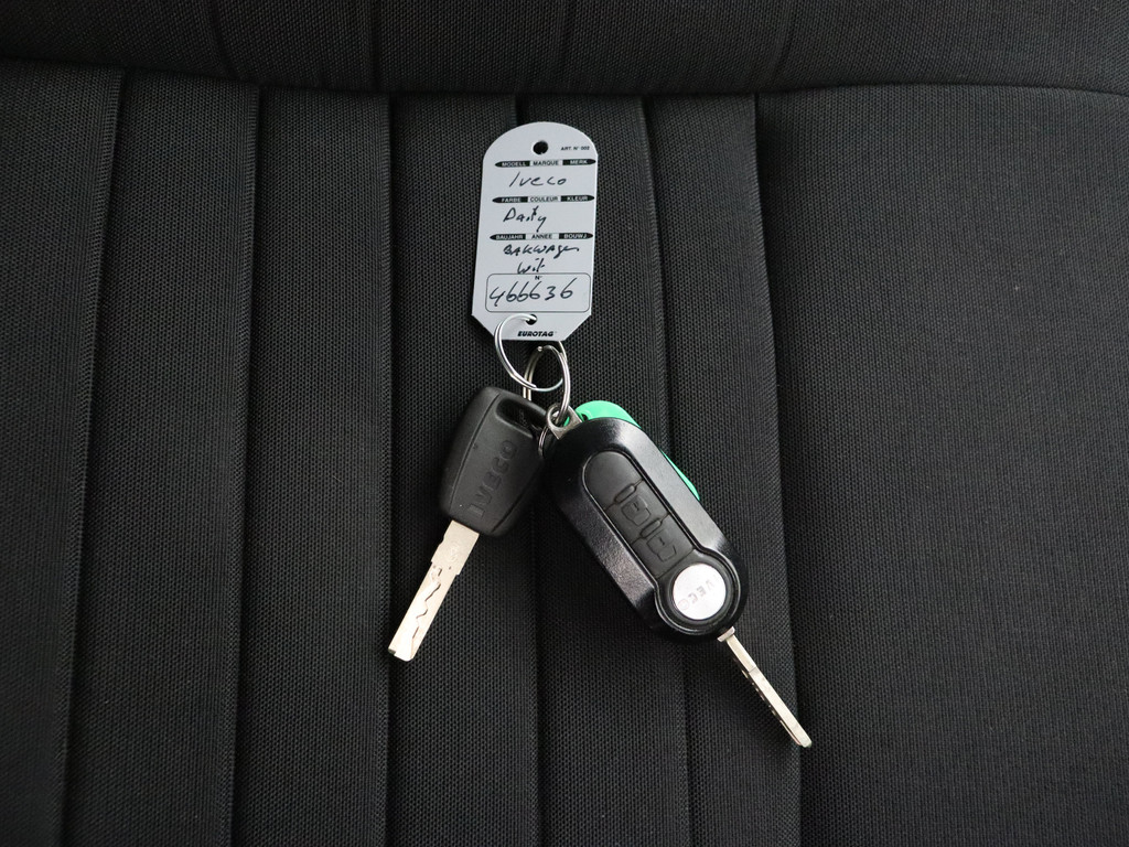 Iveco Daily 35C16 Bakwagen+Laadklep | Airco | 3-Persoons | 750Kg Laadklep 8