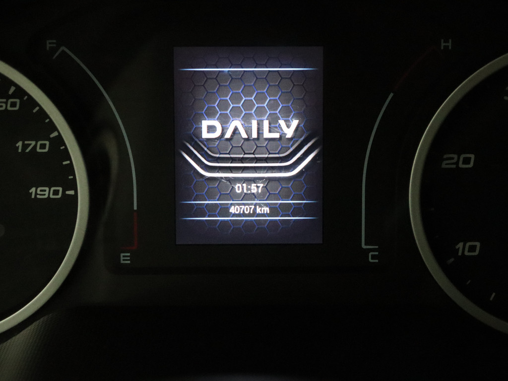 Iveco Daily 35C16 Bakwagen+Laadklep | Airco | Cruise | 3-Persoons 14