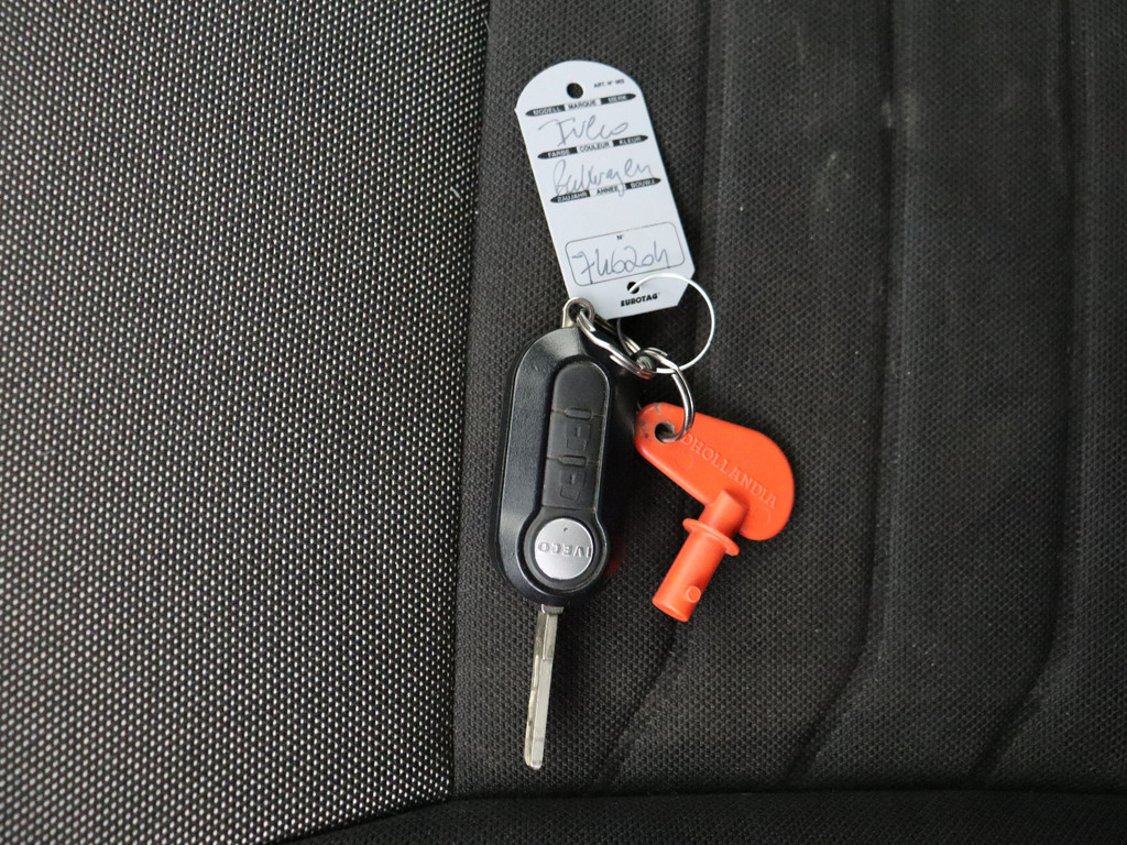 Iveco Daily 35C16 Bakwagen+Laadklep | Airco | Cruise | 3-Persoons 8