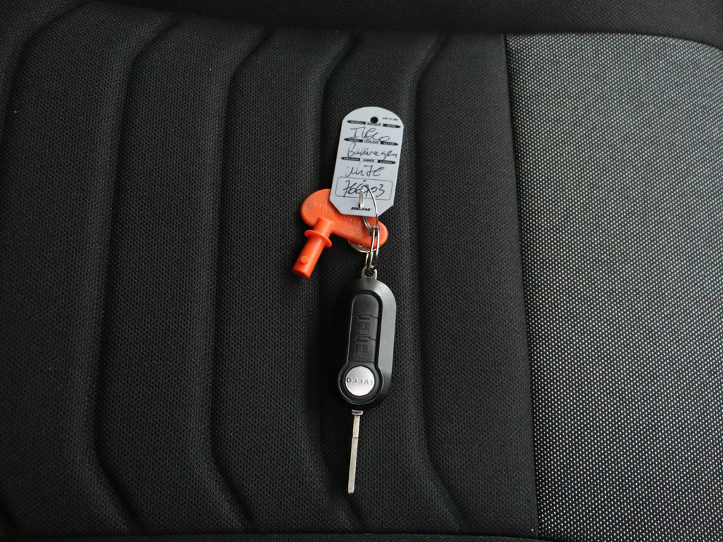 Iveco Daily 35C16 Bakwagen+Laadklep | Airco | Cruise | 3-Persoons | Dakspoiler 8