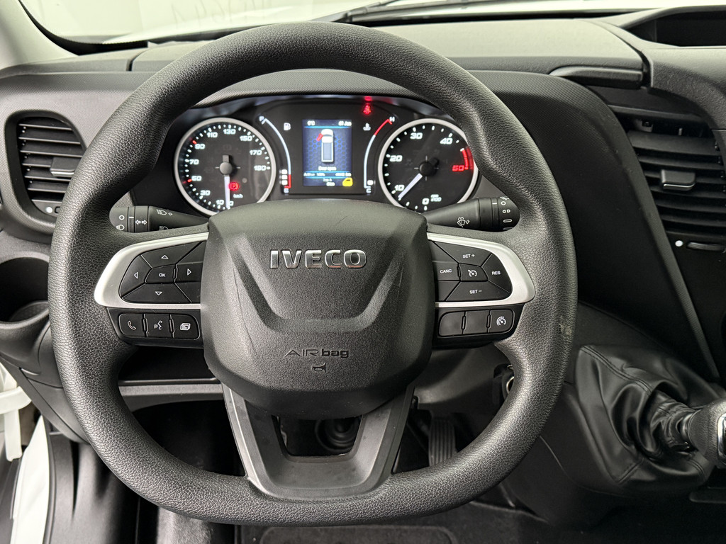 Iveco Daily 35C16 Bakwagen | Laadklep | Dakspoiler | Airco | Cruise | 3-Zits | 15