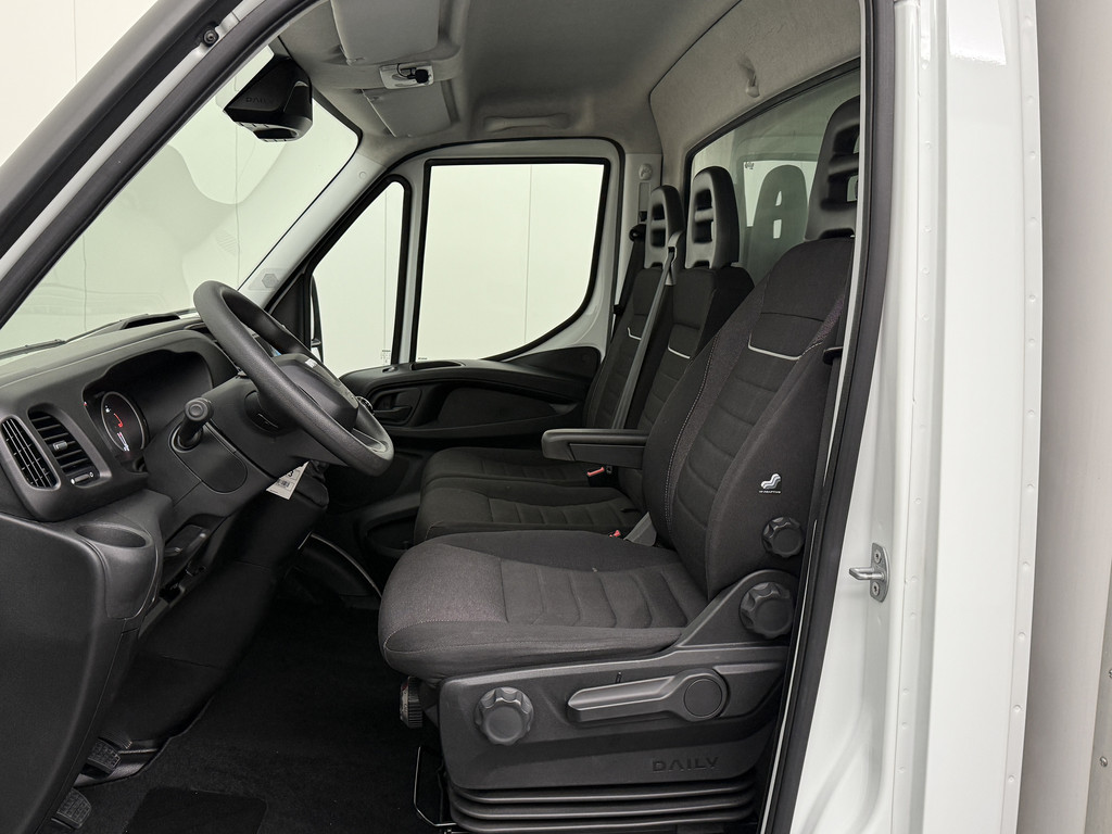 Iveco Daily 35C16 Bakwagen+Laadklep | Multimedia | Camera | 3-Persoons | Airco 20
