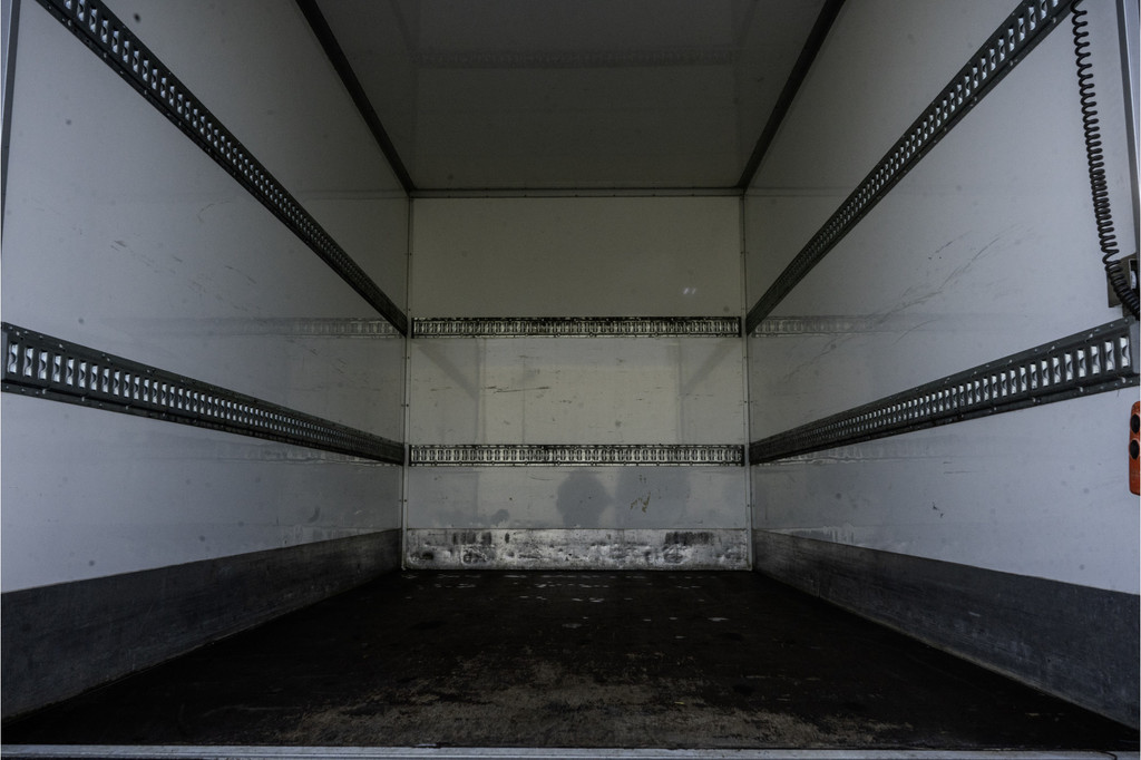 Iveco Daily 35C16 | Bakwagen met Laadklep | Automaat | Climatic | Cruise 11