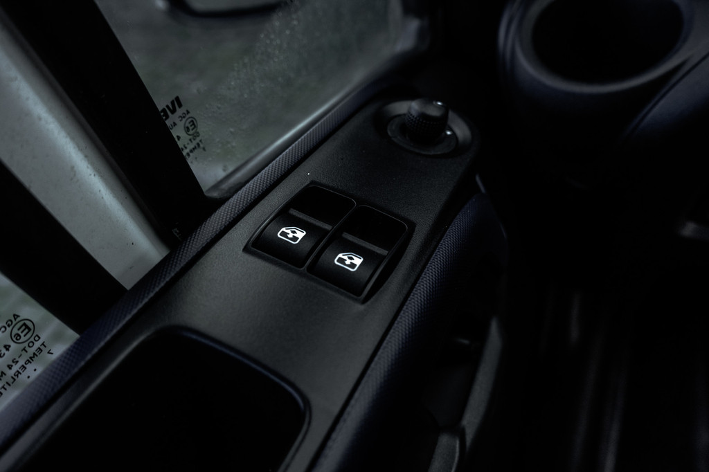 Iveco Daily 35C16 | Bakwagen met Laadklep | Automaat | Climatic | Cruise 20