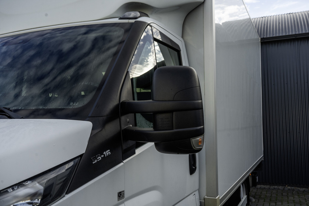 Iveco Daily 35C16 | Bakwagen met Laadklep | Automaat | Climatic | Cruise 8