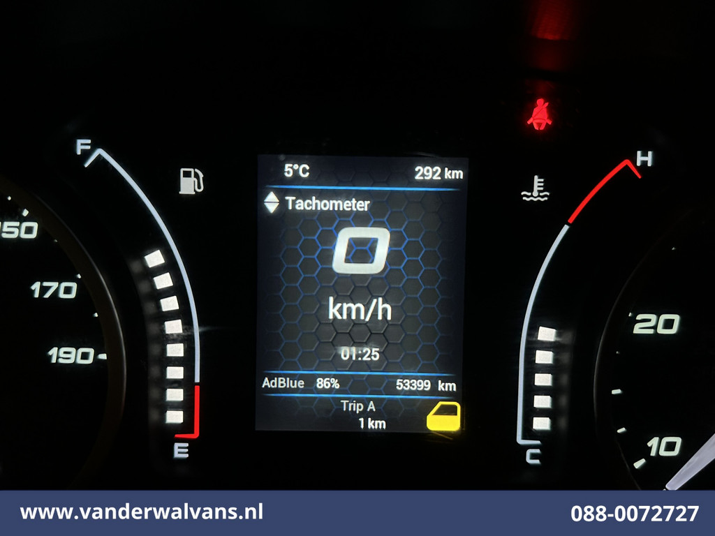 Iveco Daily 35C16H 157pk Bakwagen Dubbel Lucht Laadklep Euro6 Airco | 910kg laadvermogen Bijrijdersbank 17