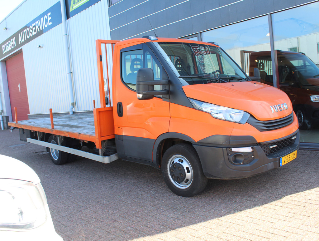 Iveco Daily 35C18 3.0 375 Open Laadbak Dubbellucht Trekhaak 12
