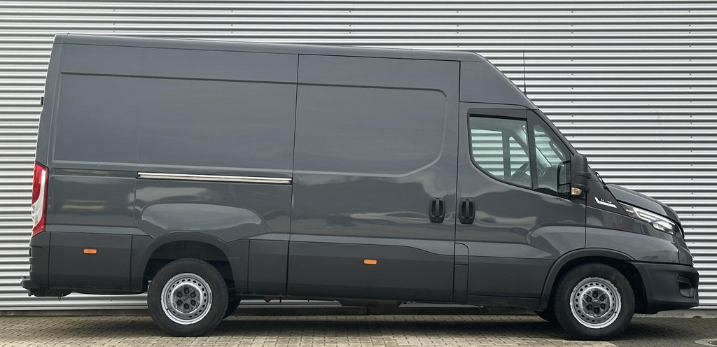 Iveco Daily 35C18 3.0 Automaat Mooie uitvoering Zeer netjes! 9