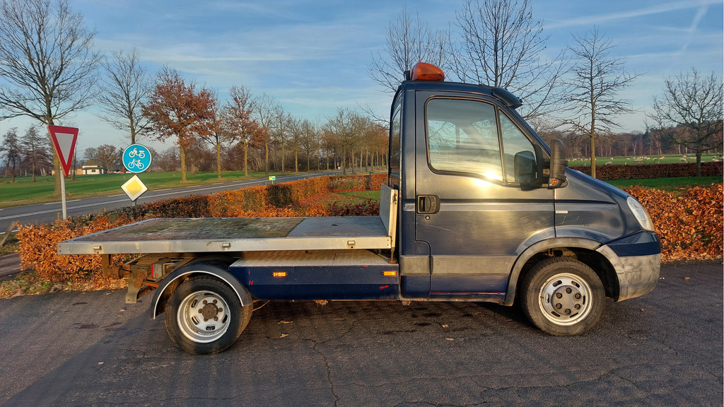 Iveco Daily 35C18 300 CLIMA BJ 2010 11