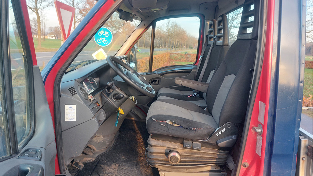 Iveco Daily 35C18 300 CLIMA BJ 2010 9