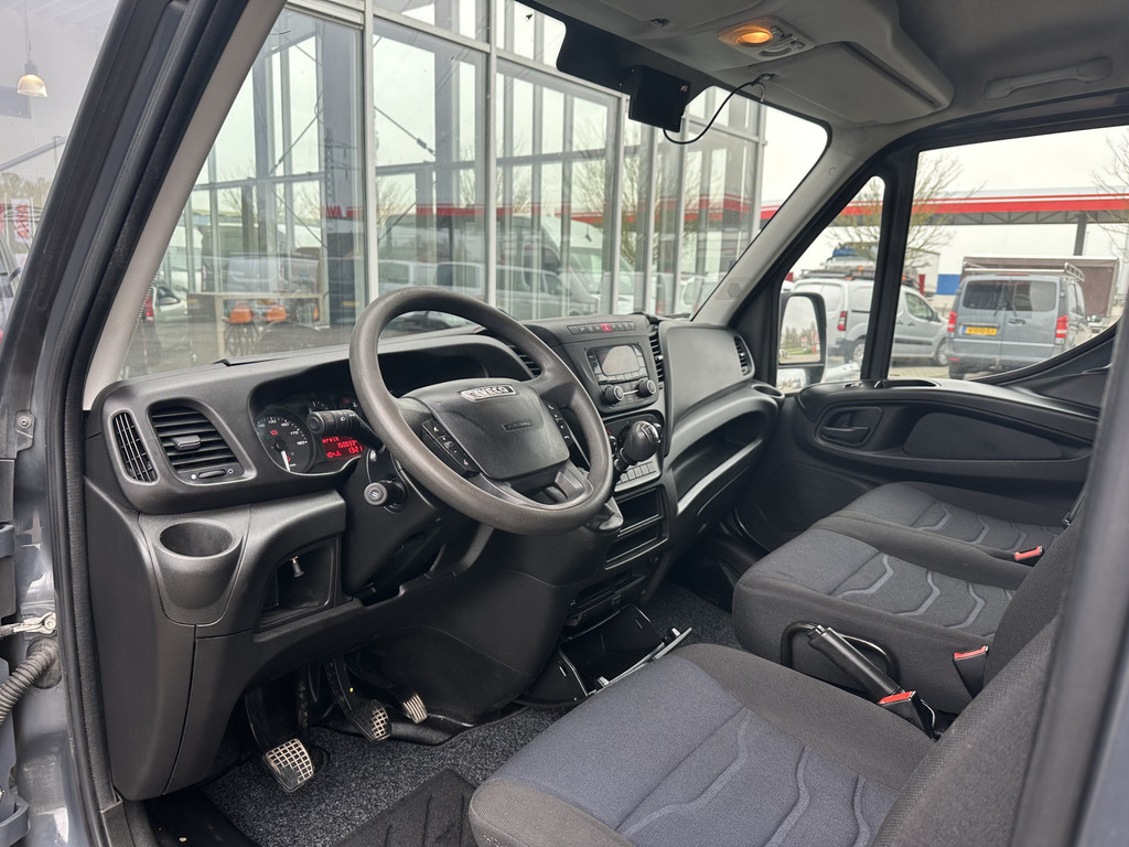 Iveco Daily 35C18V 3.0 180pk 352 H2 L | Trekhaak 3.5T | Airco | Cruisec. 8