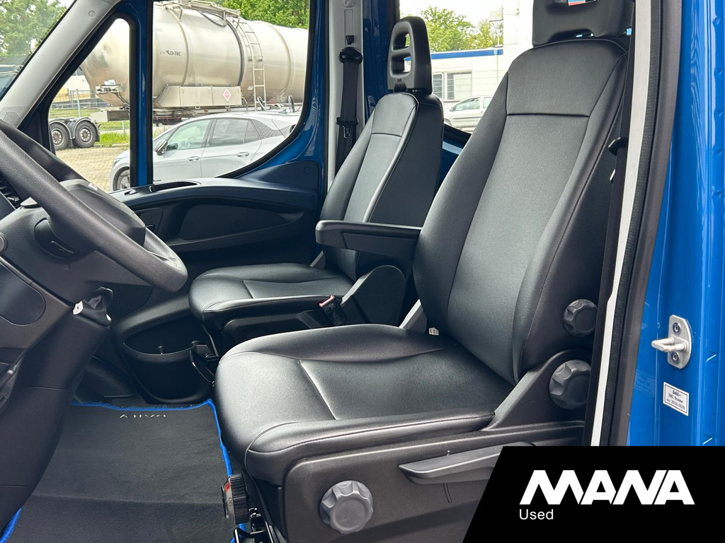 Iveco Daily 35C21 3.0L 210pk DC Automaat Cruise Camera 19