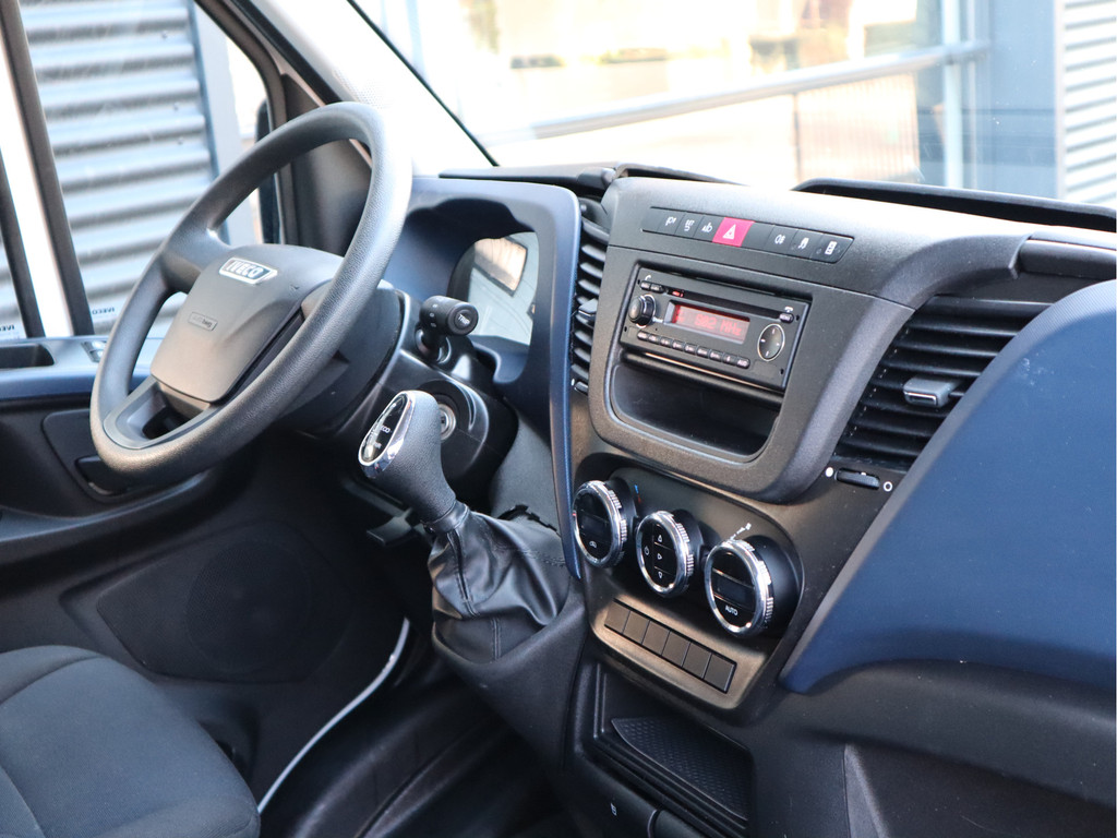 Iveco Daily 35S12 Hi-Matic Automaat Euro 6 - L2H2 - 3,5t KG Trekhaak - Airco 10
