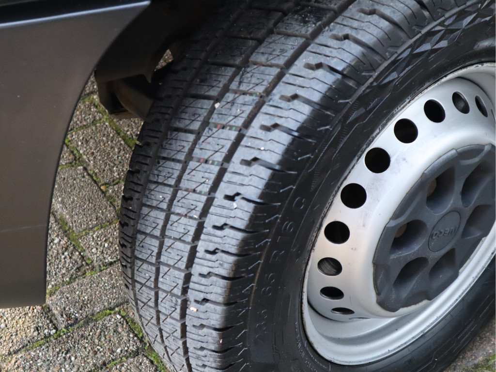 Iveco Daily 35S12 Hi-Matic Automaat Euro 6 - L2H2 - 3,5t KG Trekhaak - Airco 16