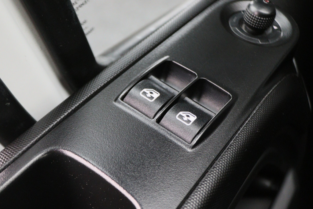 Iveco Daily 35S12V 2.3 L2H1 8