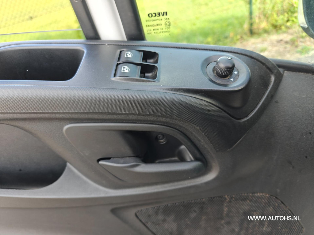 Iveco Daily 35S12V 2.3 L2 H2 Post NL Uitvoering , Euro 6 motor. 13