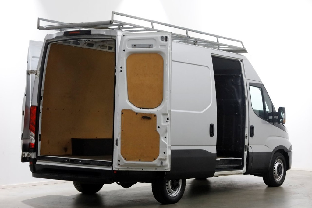 Iveco Daily 35S14 136pk E6 L2H2 Airco/Imperiaal/Trekgewicht 3500kg 08-2018 11