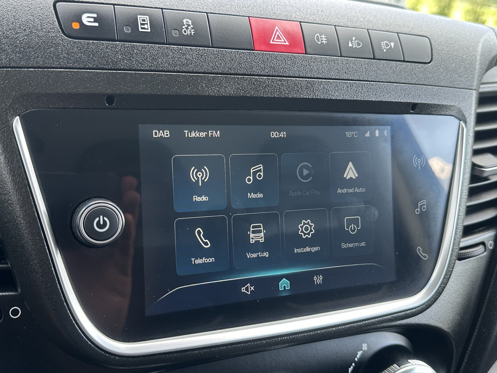 Iveco Daily 35S14 2.3D 136 PK FACELIFT / L2H2 / ** 20.950 KM ** / TREKHAAK / 3.500 KG AHG / 270 ACHTERDEUREN / ECC AIRCO / APPLE CARPLAY / 3 ZITS 13