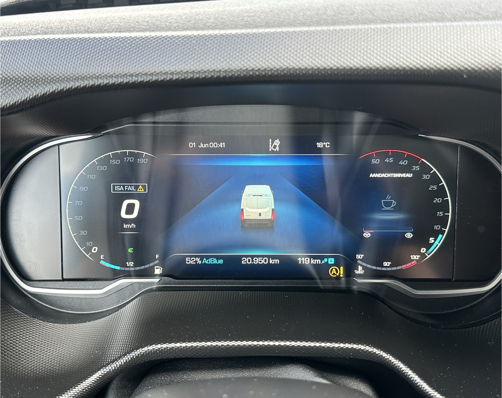 Iveco Daily 35S14 2.3D 136 PK FACELIFT / L2H2 / ** 20.950 KM ** / TREKHAAK / 3.500 KG AHG / 270 ACHTERDEUREN / ECC AIRCO / APPLE CARPLAY / 3 ZITS 7