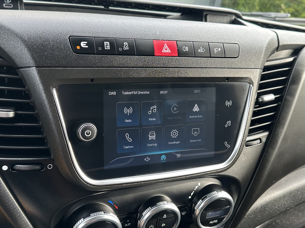 Iveco Daily 35S14 2.3D FACELIFT / L2H2 / ** 28.436 KM ** / TREKHAAK / 3.500 KG AHG / 270 ACHTERDEUREN / ECC AIRCO / APPLE CARPLAY / 3 ZITS 12