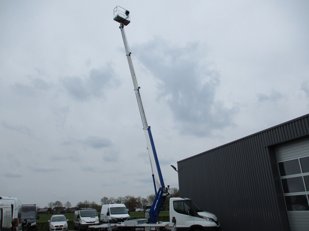 Iveco Daily 35S14 Hoogwerker 20.50 Meter Multitel 19