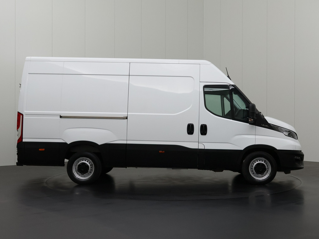 Iveco Daily 35S14 L2H2 | 3500Kg Trekgewicht | Airco | Cruise | 3-Persoons | Betimmering 13